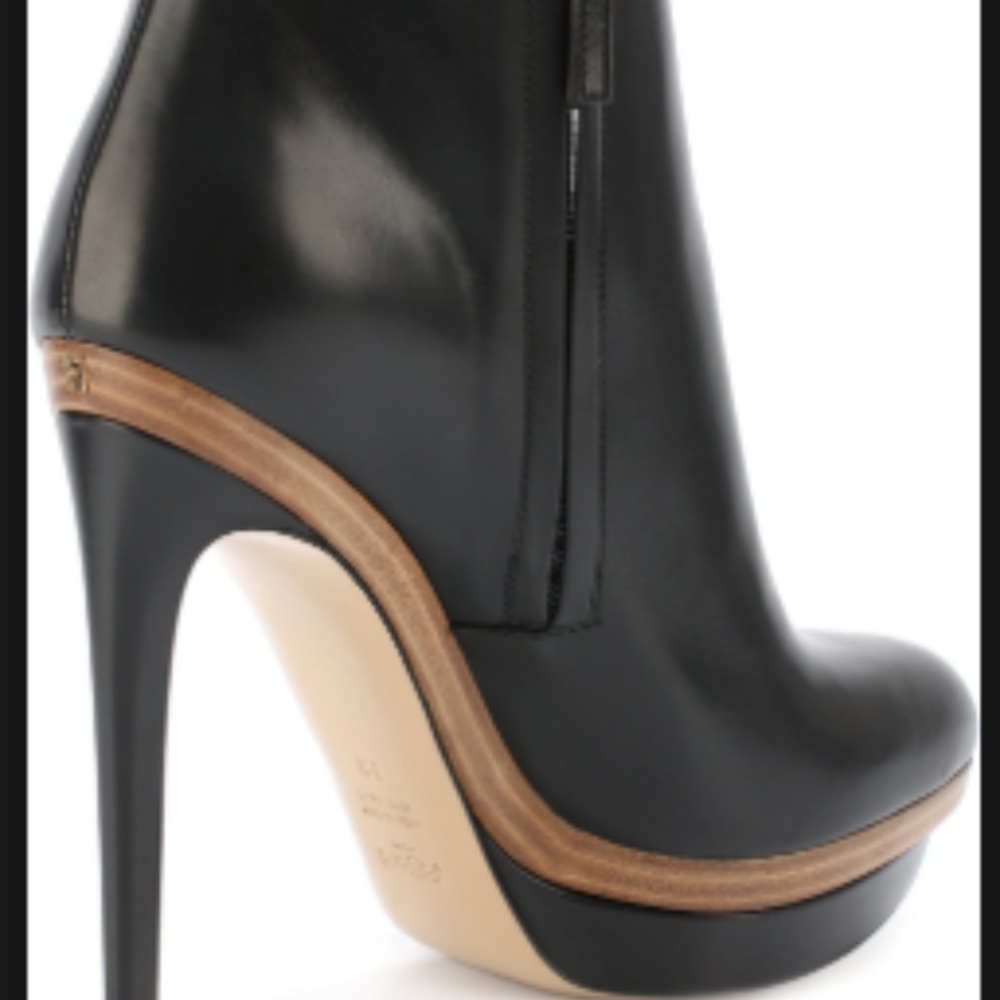 Fendi Platform Booties - Picture 3 of 4